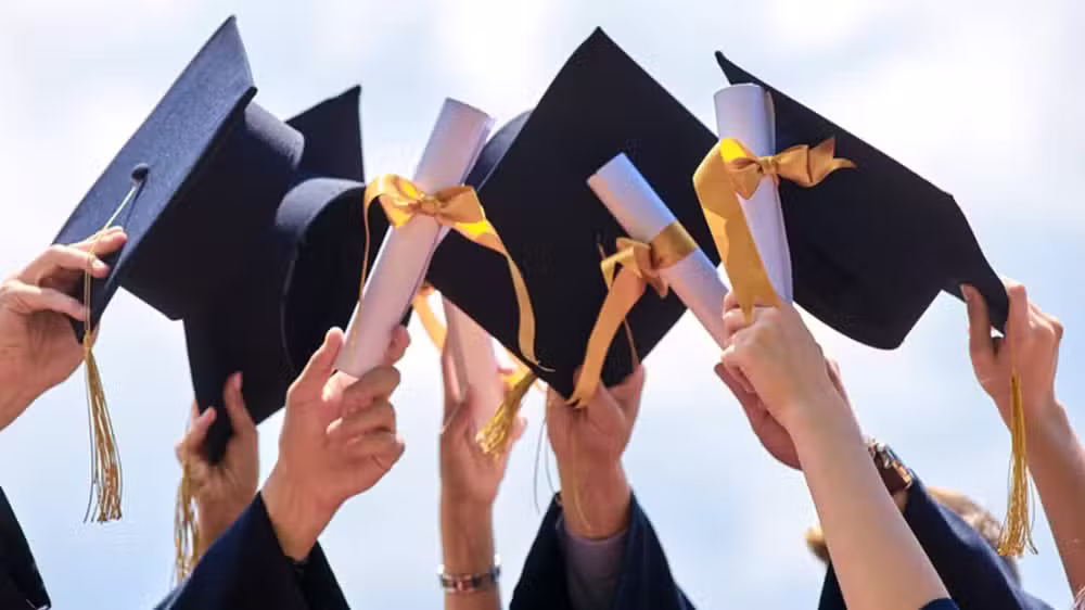 Punjab Launches Merit-Based Scholarship Card With Free IT Training and Laptops