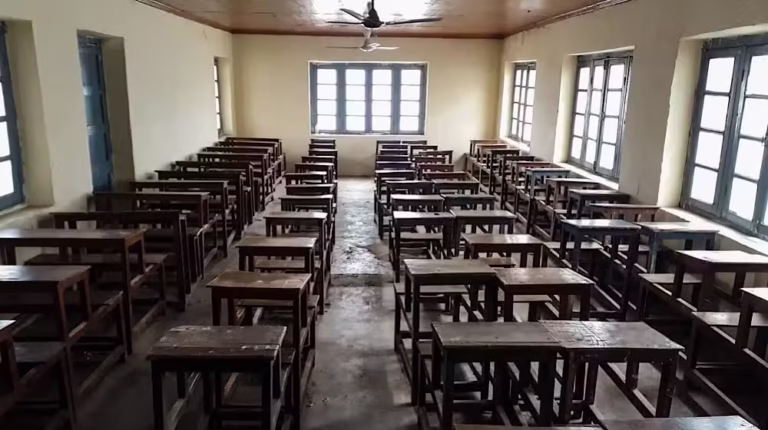 classroom-.jpg